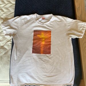 Supreme tshirt